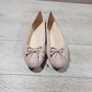 NWT Nine West Leath flats